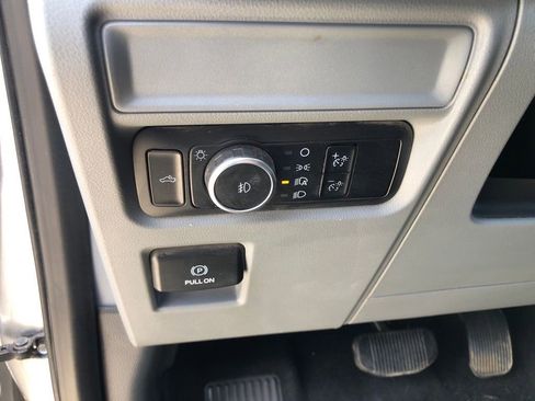 Used 2023 Ford F150 XLT image 15