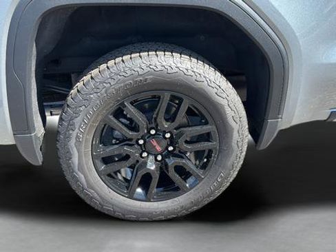 New 2026 GMC Sierra 1500 Elevation image 23