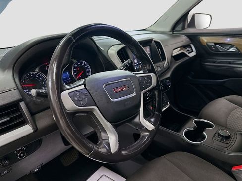 Used 2020 GMC Terrain SLE w/ LPO, Floor Liner Package AWD/4WD image 9