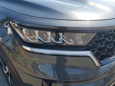 Used 2023 Kia Sorento S FWD image 11