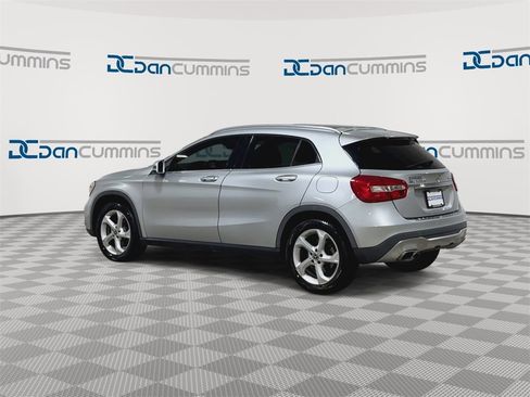 Used 2018 Mercedes-Benz GLA 250 4MATIC image 6