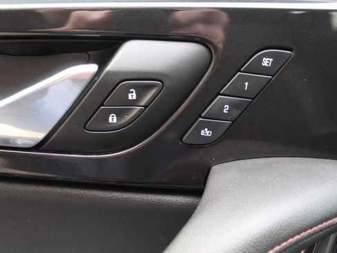 Used 2020 Chevrolet Blazer RS image 29