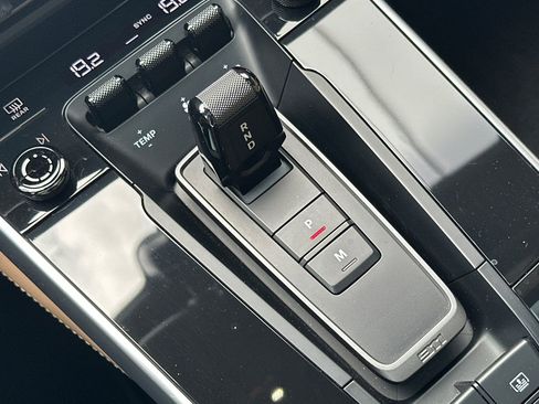 Used 2022 Porsche 911 Turbo S image 27