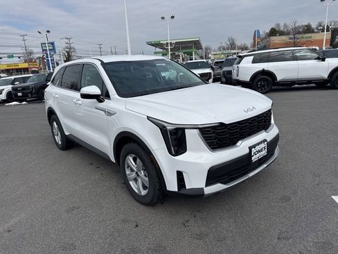 New 2026 Kia Sorento LX FWD image 3
