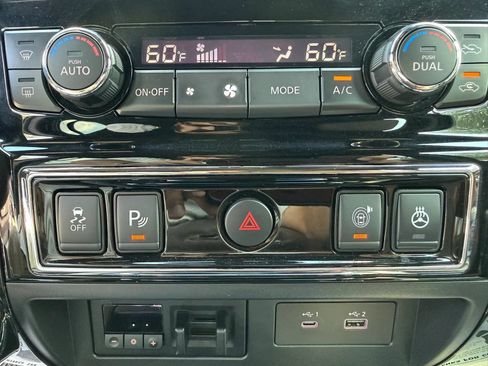 Used 2020 Nissan Titan Platinum Reserve w/ Protection Package 2 AWD/4WD image 20