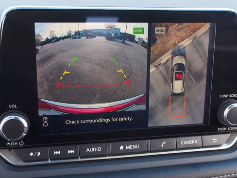 Used 2023 Nissan Rogue SL image 28