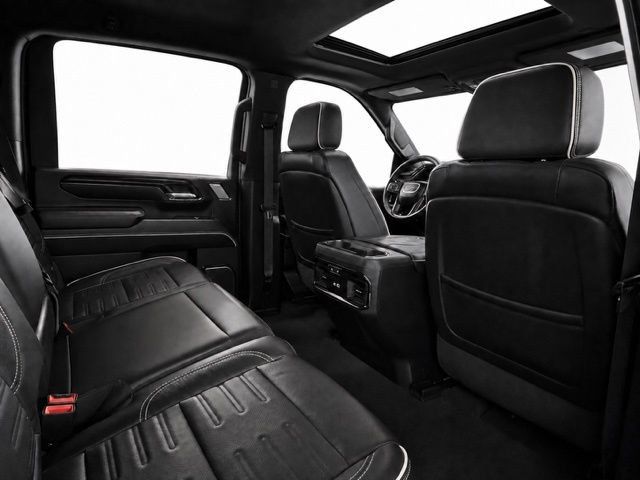 Used 2025 GMC Sierra 2500 AT4X AWD/4WD image 27