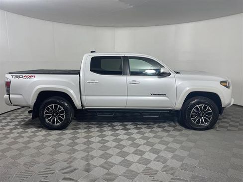 Certified 2023 Toyota Tacoma TRD Sport AWD/4WD image 8