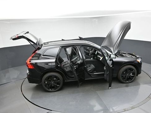 New 2026 Volvo XC60 B5 Ultra w/ Climate Package AWD/4WD image 48