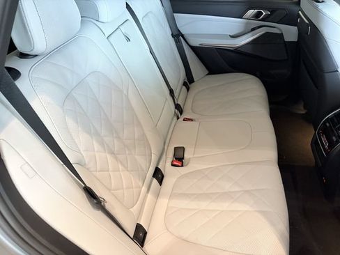 Used 2026 BMW X5 xDrive40i w/ Climate Comfort Package AWD/4WD image 12