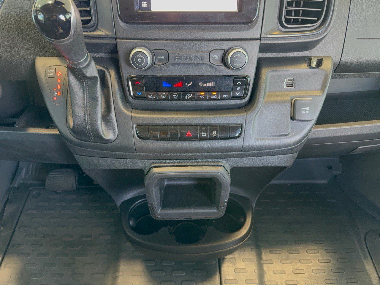Used 2023 RAM ProMaster 3500 FWD image 22
