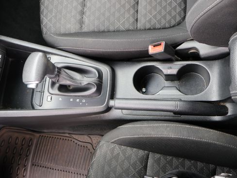 Used 2019 Kia Rio S FWD image 27