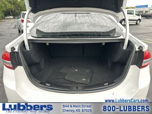 Used 2017 Ford Fusion S FWD image 11