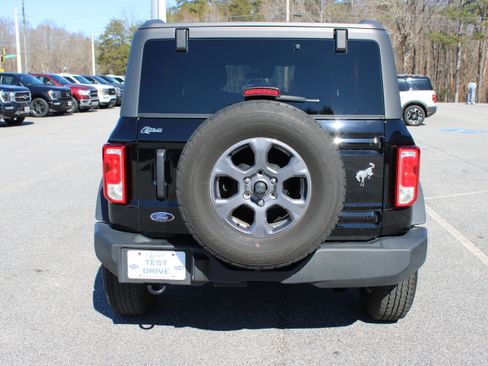 Used 2024 Ford Bronco Big Bend image 7