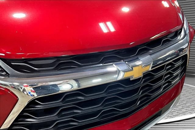 Certified 2024 Chevrolet Blazer LT w/ Convenience Package FWD image 33