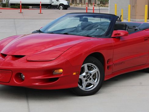 Used 1999 Pontiac Firebird Trans Am RWD image 3