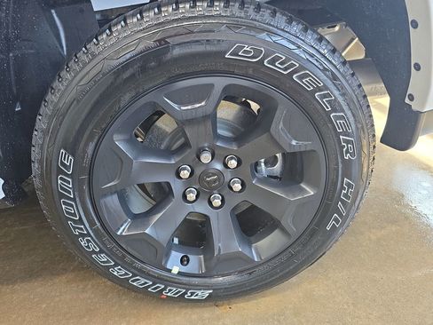 New 2026 RAM 1500 4x4 Crew Cab image 34