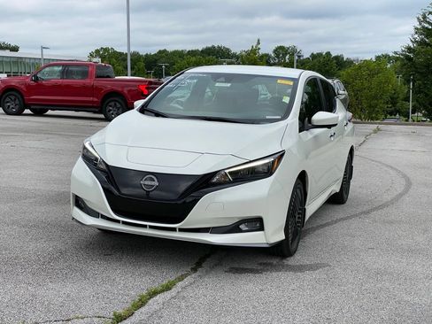 Used 2023 Nissan Leaf SV Plus FWD image 3