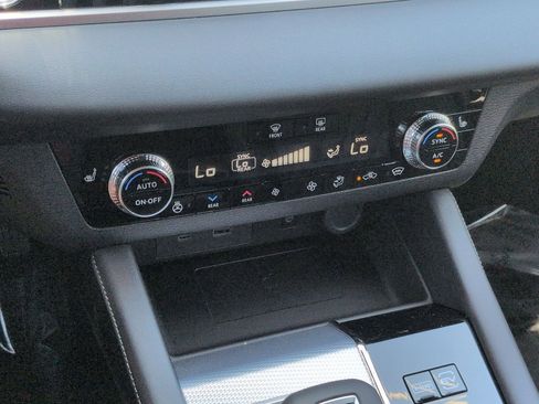 New 2026 Nissan Rogue Platinum AWD/4WD image 7