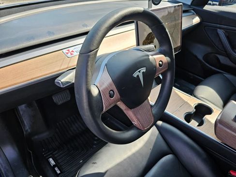 Used 2019 Tesla Model 3 RWD image 23