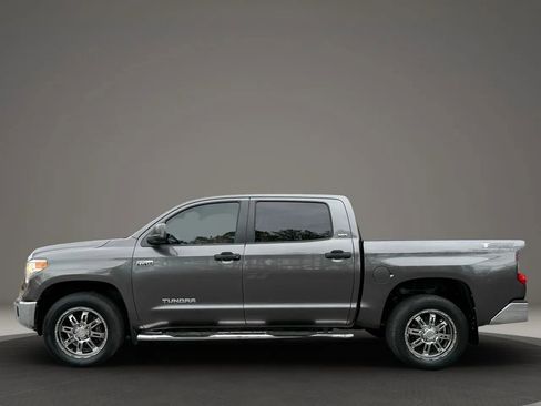 Used 2014 Toyota Tundra SR5 w/ SR5 Upgrade Package image 8