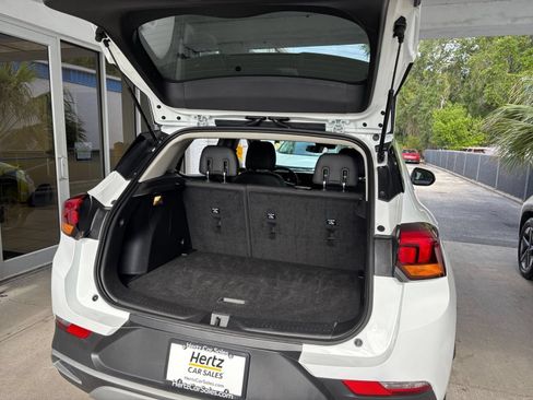 Used 2025 Buick Encore GX Preferred FWD image 31