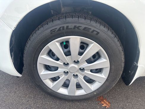 Used 2015 Nissan Leaf S w/ Charge Package image 10