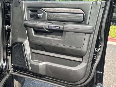 New 2026 RAM 3500 Limited AWD/4WD image 14
