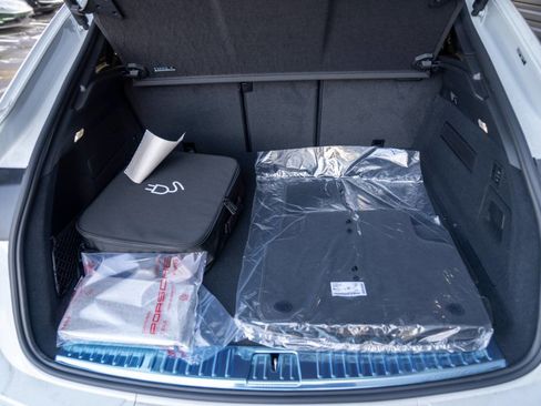 Used 2025 Porsche Cayenne Turbo image 29