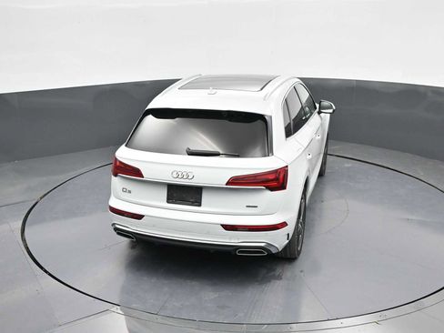 Used 2021 Audi Q5 e Premium Plus image 29