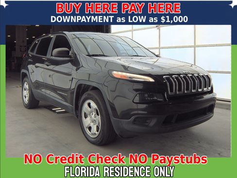 Used 2015 Jeep Cherokee Sport FWD image 1