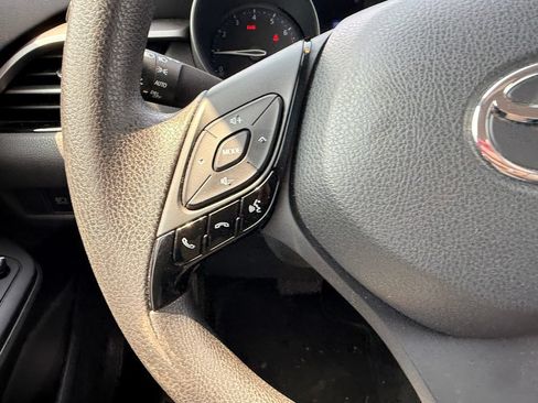 Used 2020 Toyota C-HR LE FWD image 13