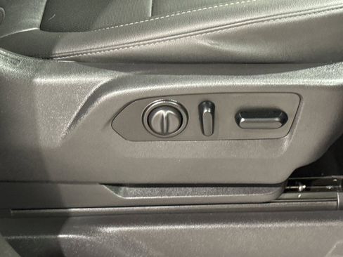 Used 2021 Chevrolet Silverado 1500 LTZ image 25