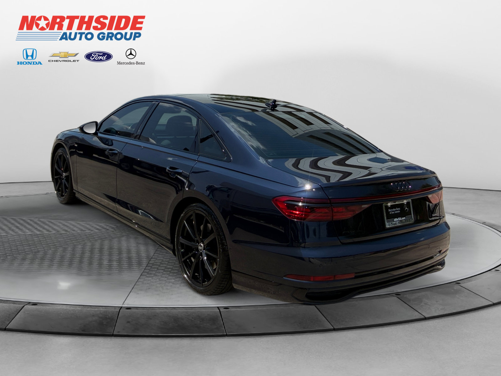 Used 2024 Audi A8 L 3.0T AWD/4WD image 5