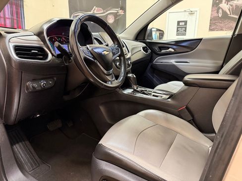 Used 2019 Chevrolet Equinox Premier FWD image 37