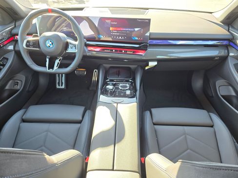 New 2026 BMW i5 M60 w/ Executive Package AWD/4WD image 9