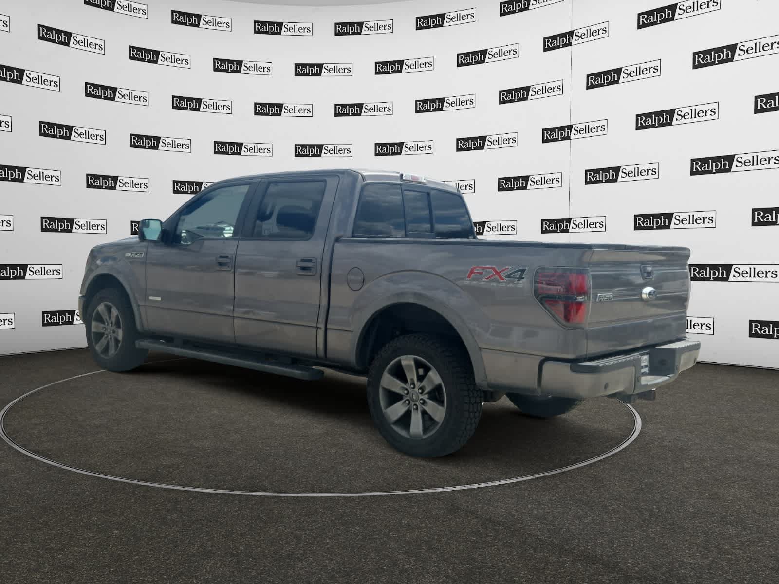 Used 2014 Ford F150 FX4 w/ Equipment Group 402A Luxury AWD/4WD image 4