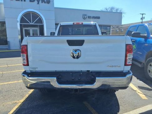 New 2024 RAM 2500 Tradesman w/ Chrome Appearance Group AWD/4WD image 7