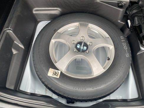 Used 2024 Jeep Grand Cherokee Altitude image 13