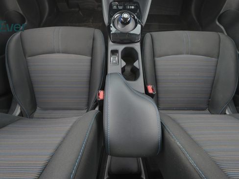 Used 2024 Nissan Leaf SV Plus FWD image 23