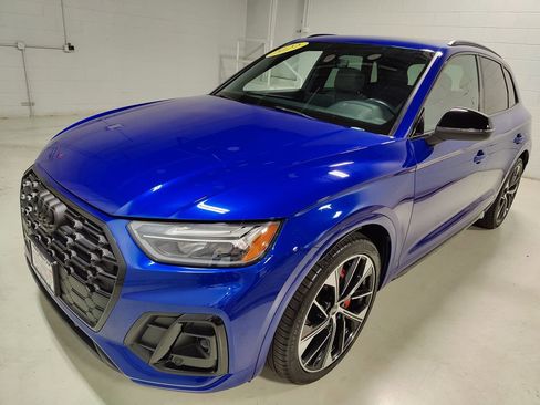 Used 2022 Audi SQ5 Premium Plus w/ Premium Plus Package image 19