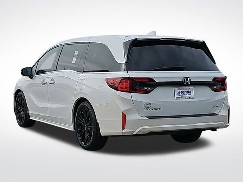 Used 2025 Honda Odyssey Sport-L image 9