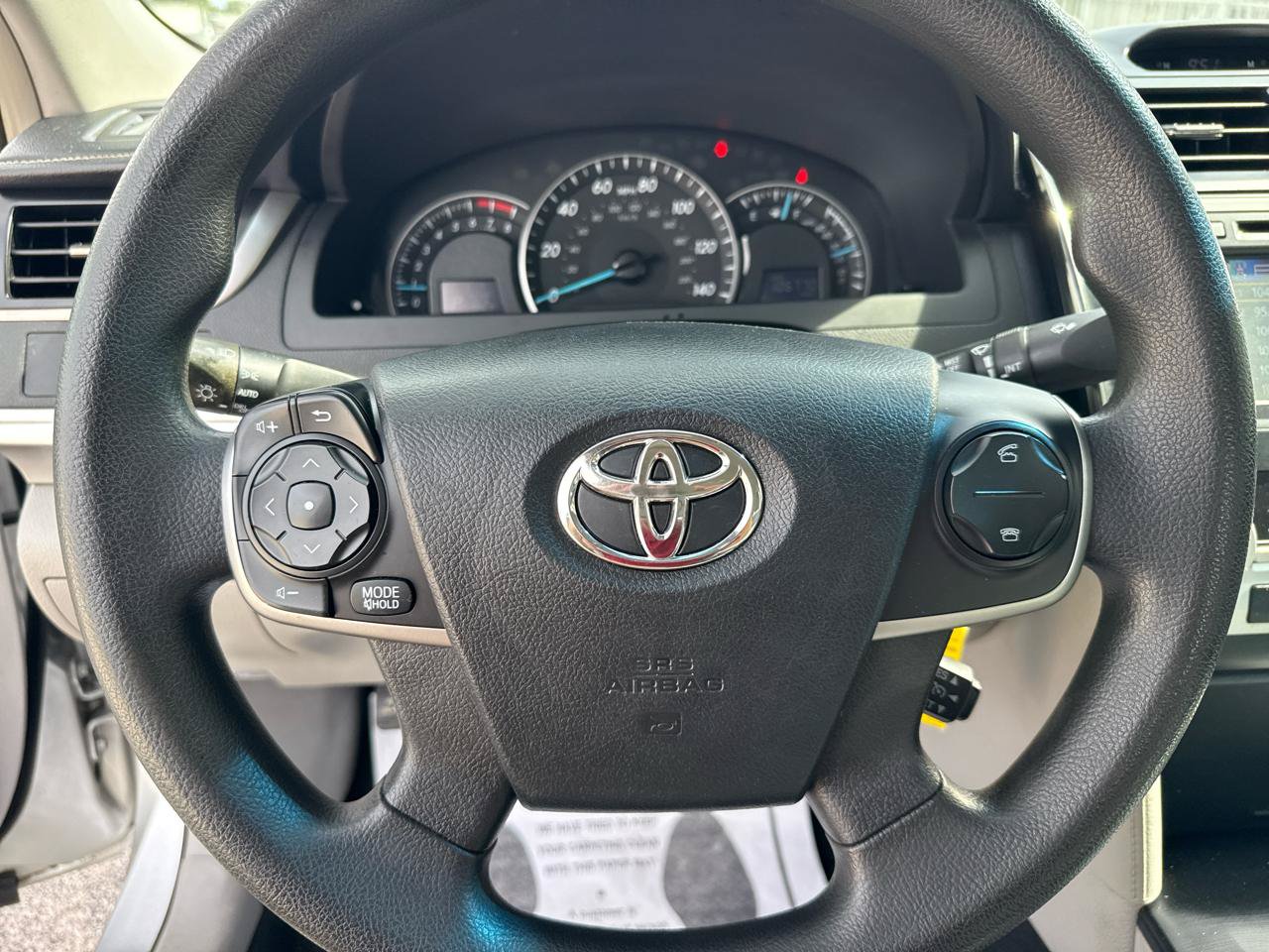 Used 2013 Toyota Camry LE FWD image 34