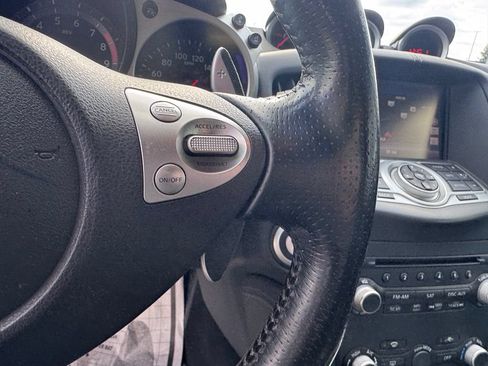 Used 2014 Nissan 370Z Touring w/ Sport Package RWD image 18