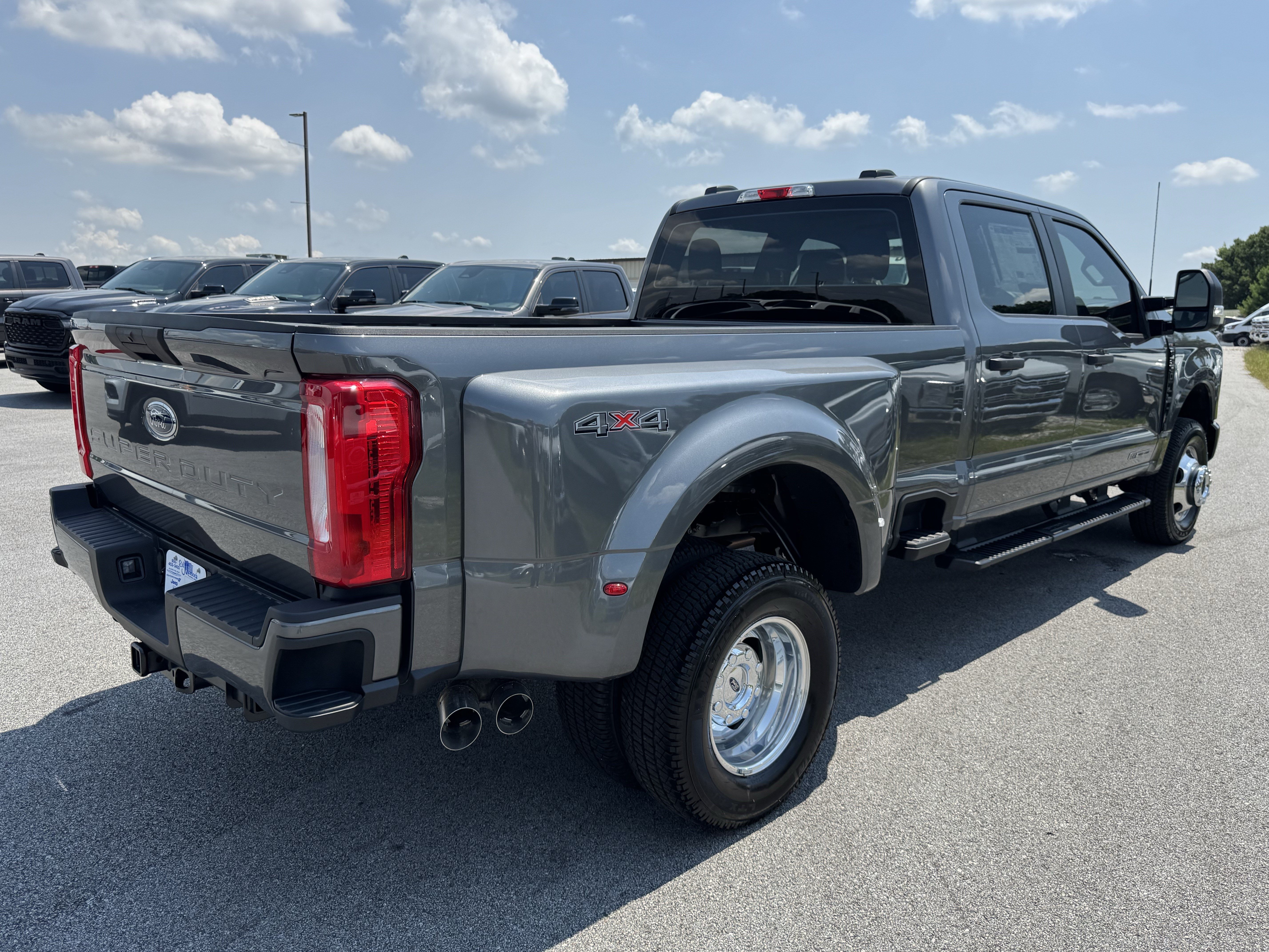 New 2026 Ford F350 XL w/ STX Appearance Package AWD/4WD image 5