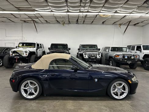 Used 2006 BMW Z4 3.0si RWD image 9