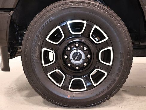 Certified 2025 Ford F350 Platinum AWD/4WD image 46
