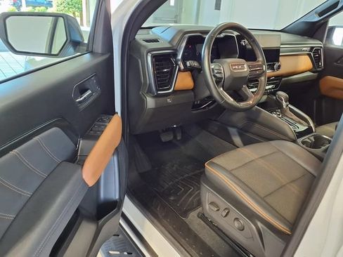 Used 2024 GMC Canyon AT4 AWD/4WD image 7