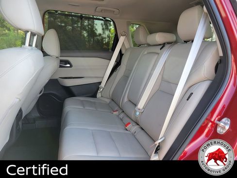 Used 2024 Nissan Rogue SL w/ SL Premium Package FWD image 17