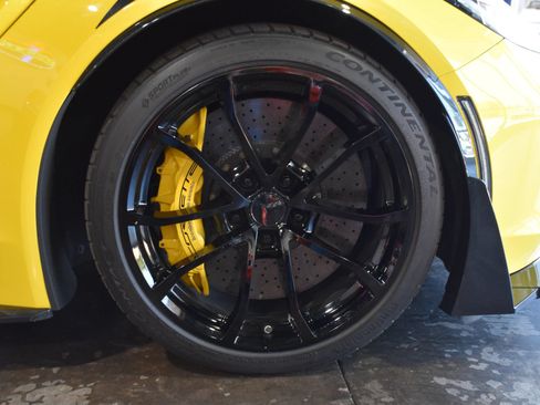 Used 2017 Chevrolet Corvette Grand Sport w/ Z07 Performance Package RWD image 52